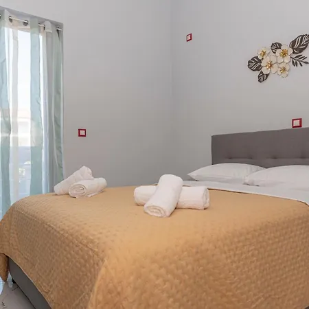Nikisapartments Kalamata 公寓 Faraí