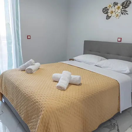 Nikisapartments Kalamata Faraí